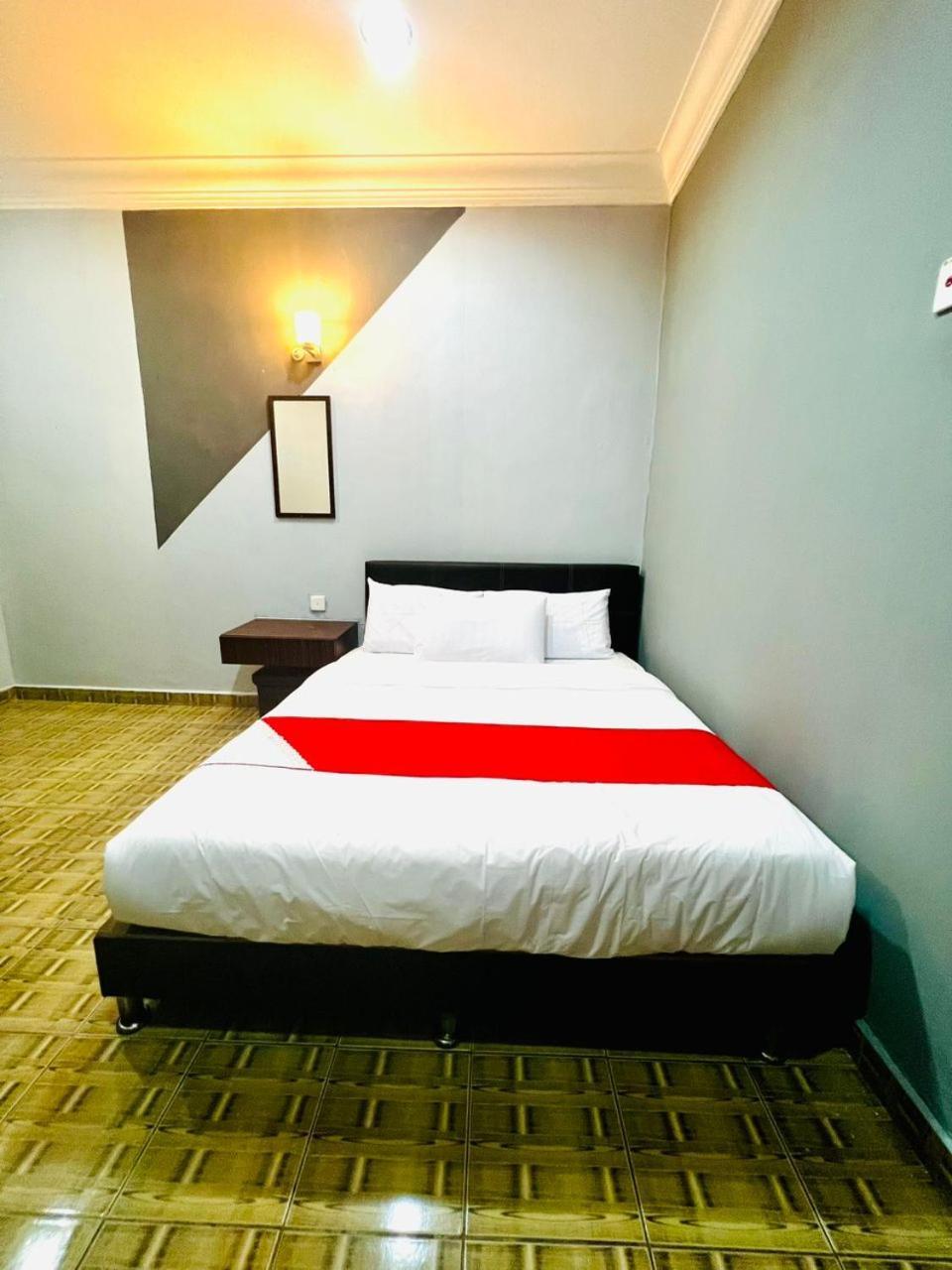 Daily Inn Hotel Mersing Buitenkant foto