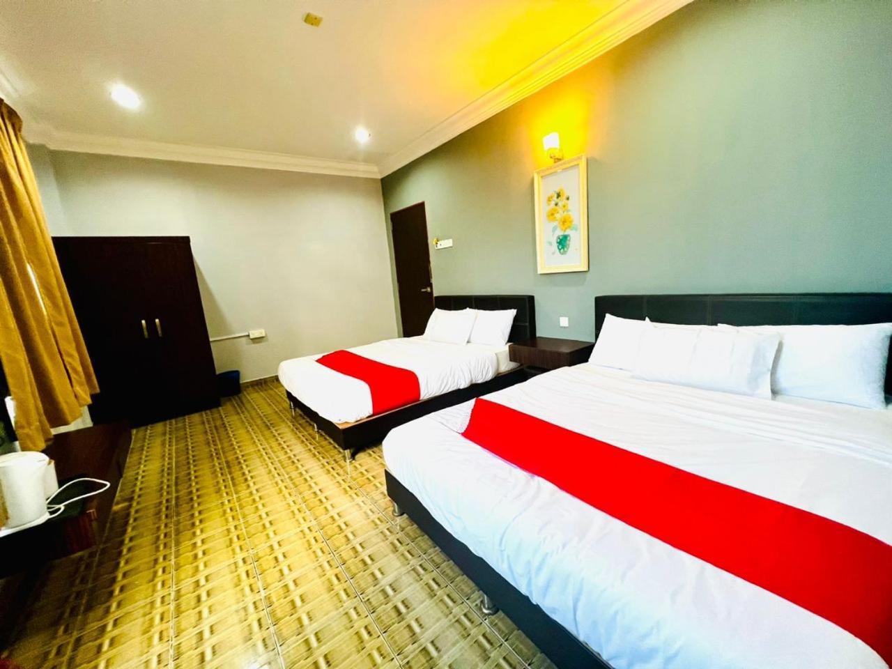 Daily Inn Hotel Mersing Buitenkant foto