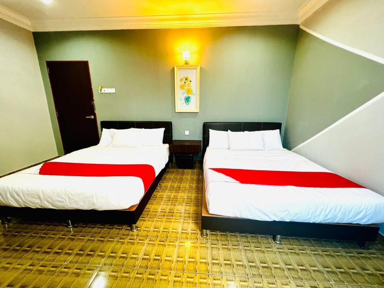 Daily Inn Hotel Mersing Buitenkant foto